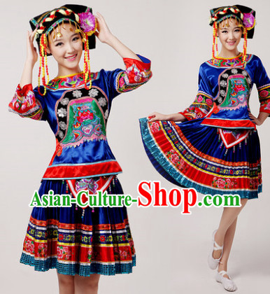 Chinese Miao People Clothes and Hat for Women