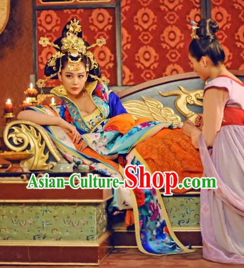 Chinese Tang Empress Hair Decorations and Clothes Complete Set