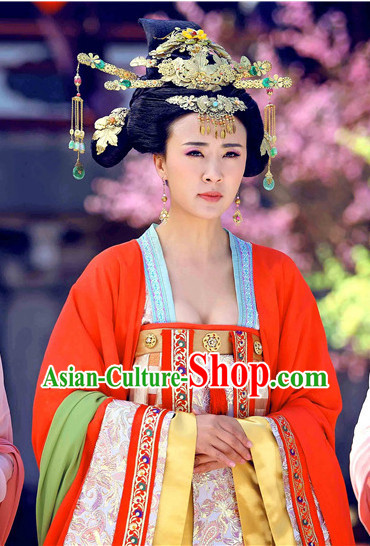 Ancient China Tang Dynasty Empress Hair Ornaments and Wig