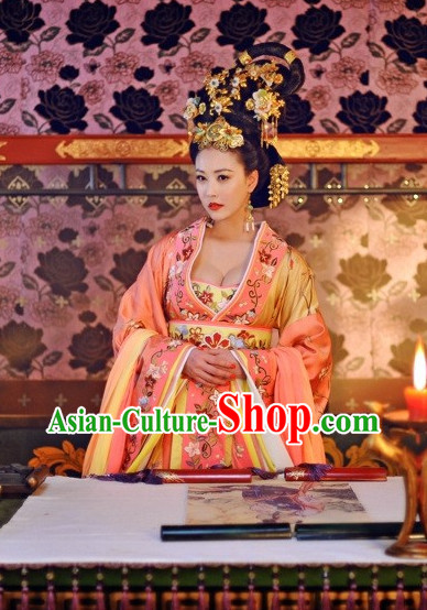 Traditional Chinese Emperss Clothing and Hair Ornaments Complete Set