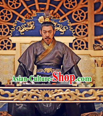 Ancient China Emperors Clothing and Crown