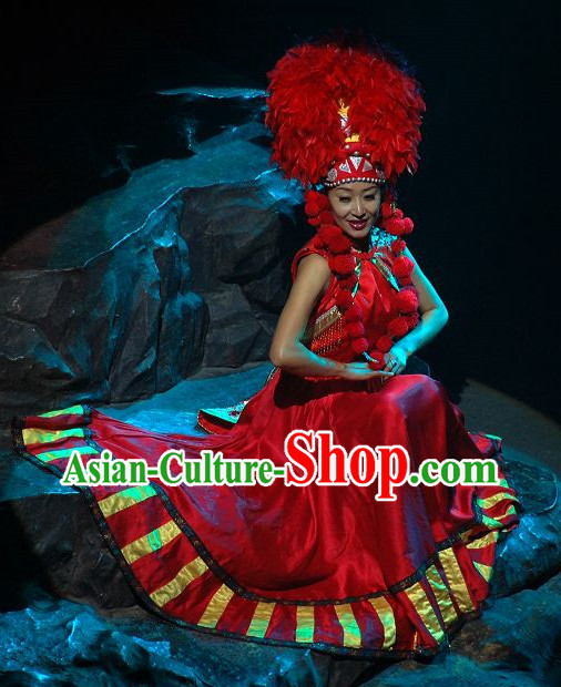 China Yunnan Lijiang Minority Ethnic Clothing and Hat
