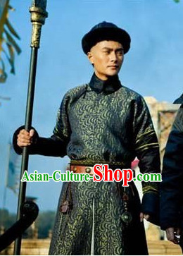 Chinese Traditional Aristocracy Long Robe and Hat for Men