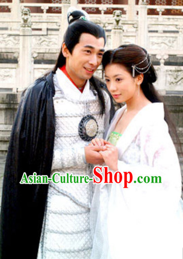 Chinese Husband and Wife Traditional Dress