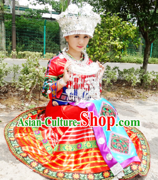 China Miao Tribe Minority Ethnic Dresses and Silver Accessories for Women