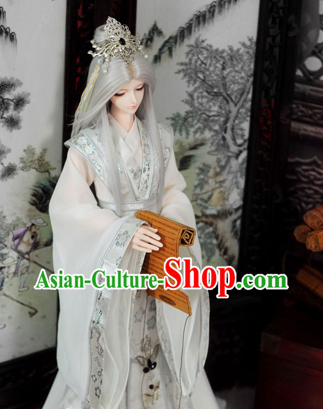 Asian Fashion Chinese White Long Robe and Coronet for Men