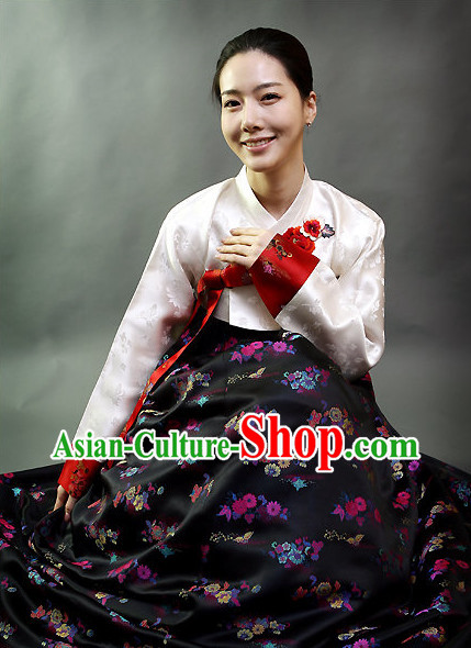 Traditional Korean Hanbok for Ladies