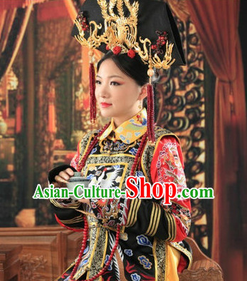 Chinese Traditional Queen Embroidered Phoenix Gown and Hair Jewelry Complete Set