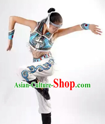China Traditional Mongolian Dancewear and Headwear for Women