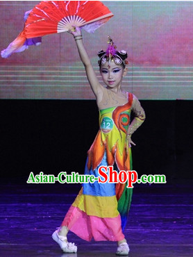 Traditional Chinese Fan Dance Costumes and Headwear for Kids