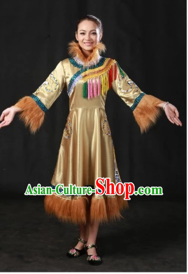 Traditional Chinese Olunchun Clothes Complete Set for Women