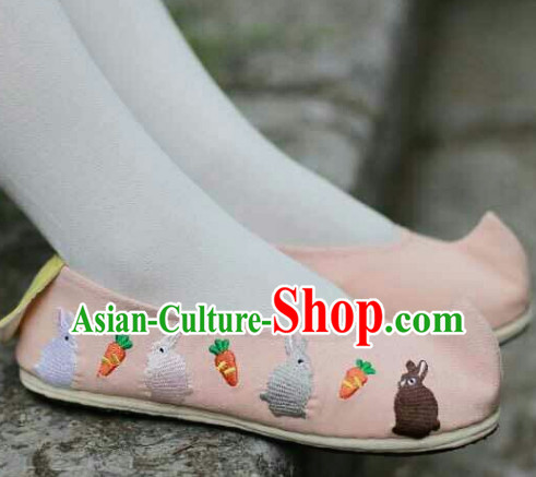 Ancient Style Pink Rabbit Female Handmade Shoes