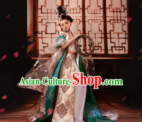 Ancient Chinese Geisha Beauty Hanfu Costume and Hair Accessories Complete Set