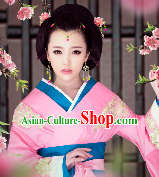 Romantic Pink Hanfu Outfits and Hair Accessories for Women
