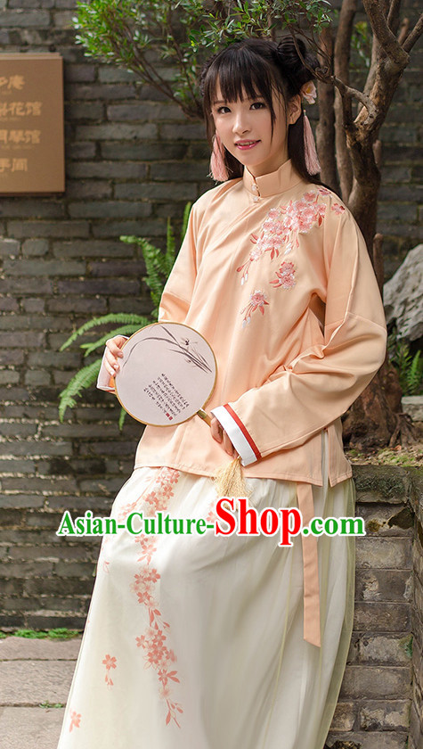 Chinese Ancient Hanfu Wear and Hair Jewelry Complete Set for Women