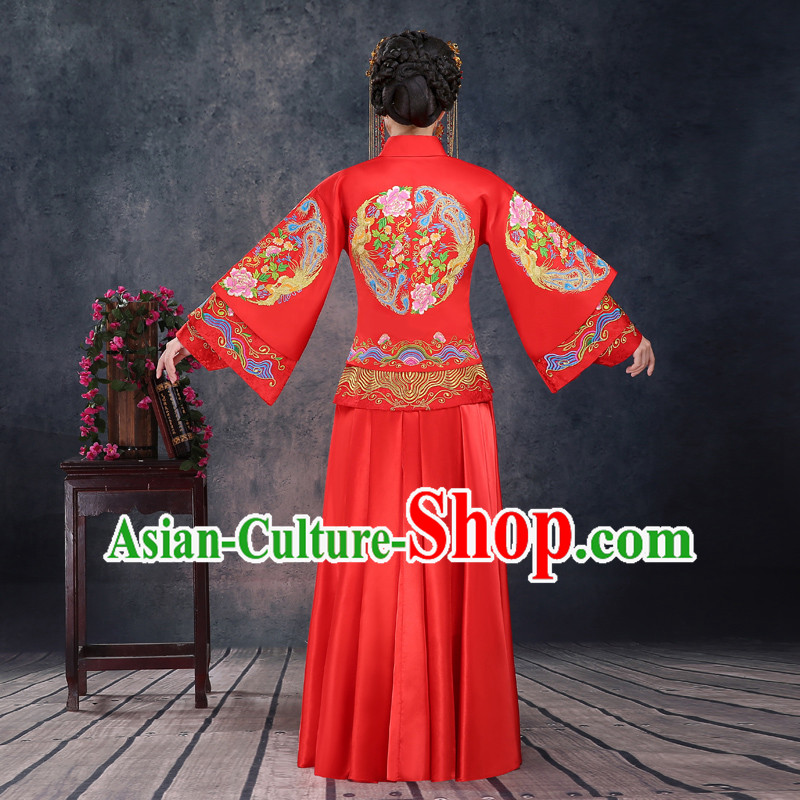 Ancient Chinese Costume Xiuhe Suits Chinese Style Wedding Dress Red Ancient Women Longfeng Dragon And Phoenix Flown Bride Toast Cheongsam