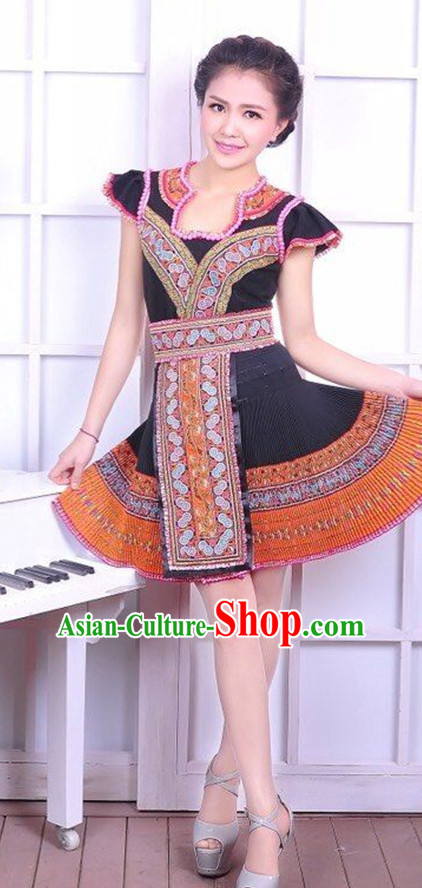 Chinese Traditional Miao Ethnic Clothing Complete Set for Women