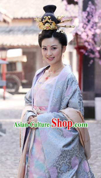 Custom Made Made to Order Traditional Chinese Style Ancient China Princess Hanfu Clothing Garment Clothes Suits Dresses and Hair Jewelry Complete Set for Women Children
