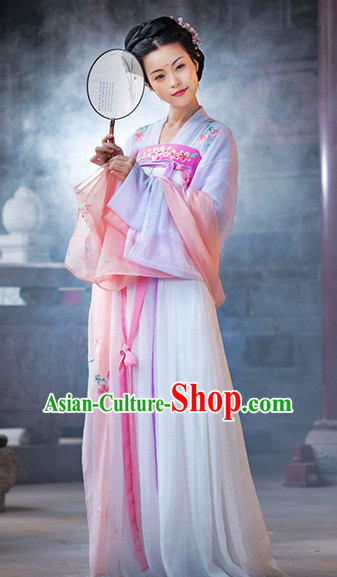 Chinese Ancient Beauty Costumes and Hair Jewelry Complete Set for Women