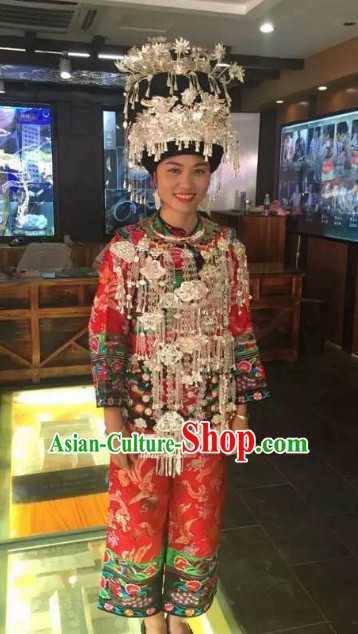 Chinese Miao Ethnic Clothing Minority Clothing Cultural Costumes and Hat Complete Set for Women