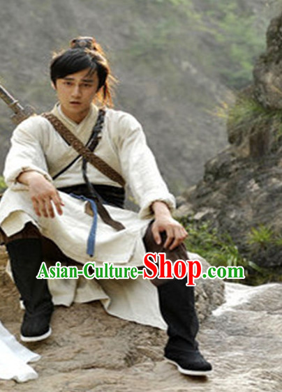 Ancient Chinese Traveller Men's Clothing _ Apparel Chinese Traditional Dress Theater and Reenactment Costumes and Coronet Complete Set for Men