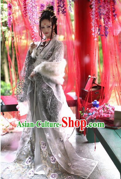 Top Chinese Ancient Princess Costumes Theater and Reenactment Costumes and Headgear Complete Set for Women