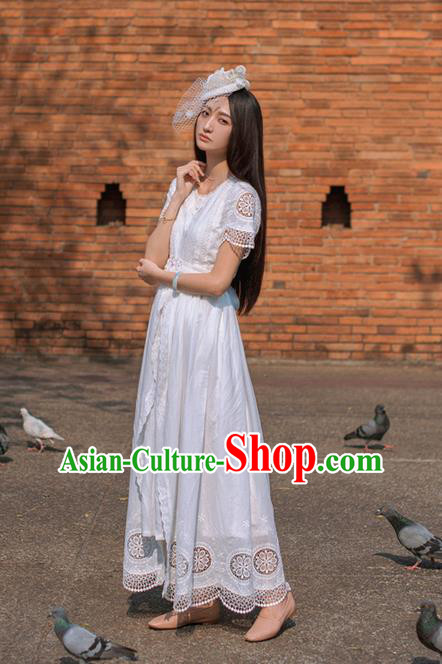Traditional Classic Elegant Women Costume One-Piece Dress, Restoring Ancient Princess Cotton Embroidered Long White Dress for Women