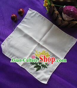 Chinese Traditional Style Handkerchief Embroidery Towel
