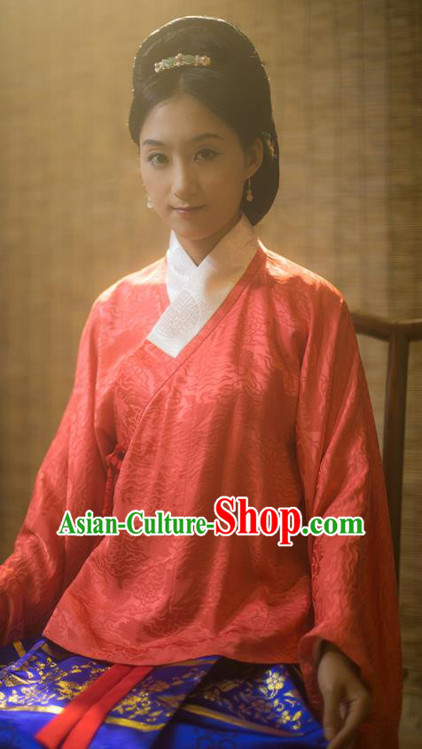 Traditional Chinese Ming Dynasty Young Lady Embroidered Costume Red Silk Blouse, Asian China Ancient Hanfu Clothing for Women