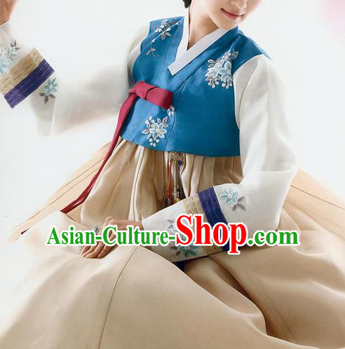 Traditional Korean Costumes Bride Wedding Deep Blue Blouse and Yellow Silk Dress, Korea Hanbok Princess Court Embroidered Clothing for Women
