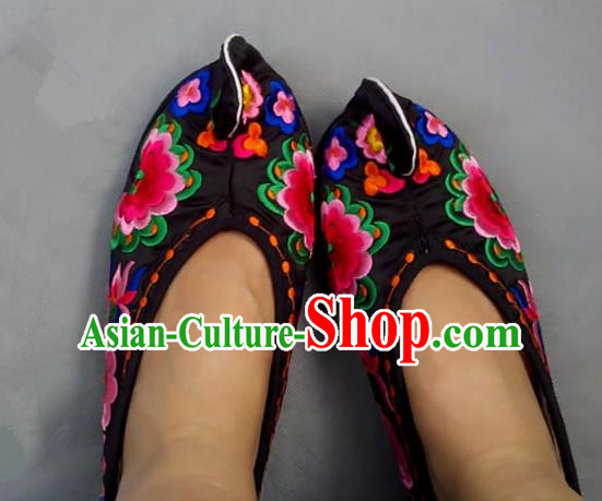 Asian Chinese Shoes Wedding Shoes Handmade Black Embroidered Shoes, Traditional China Princess Shoes Hanfu Become Warped Head Shoe for Women