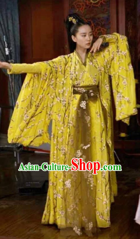 Asian China Northern and Southern Dynasties Palace Lady Dance Costume, Traditional Chinese Lost Love In Times Ancient Embroidered Clothing for Women