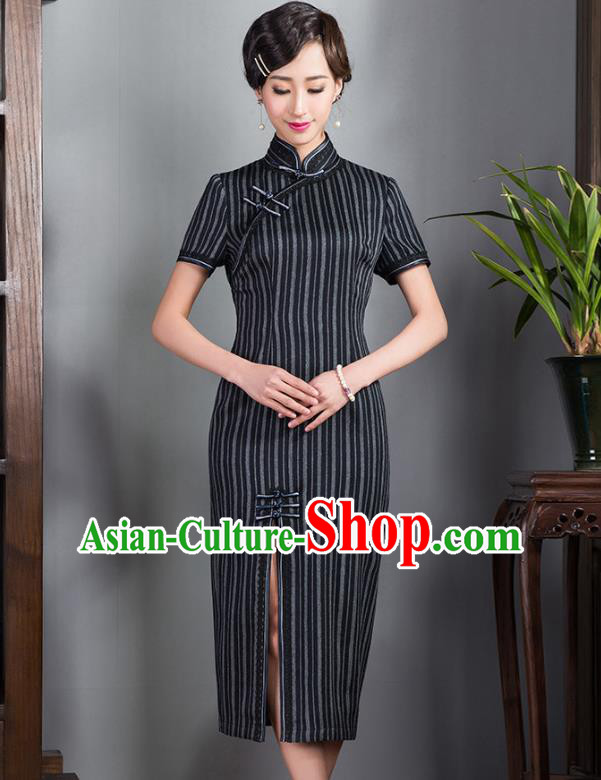 Asian Republic of China Young Lady Retro Plated Buttons Black Woolen Cheongsam, Traditional Chinese Wedding Qipao Tang Suit Dress for Women