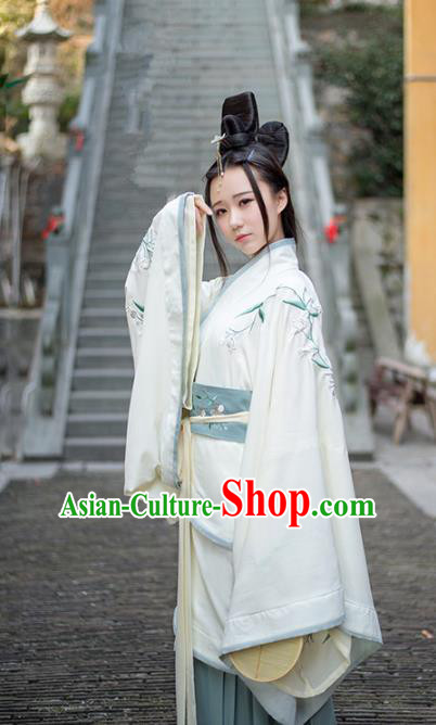 Asian China Han Dynasty Princess Costume Embroidered Curve Bottom, Traditional Ancient Chinese Palace Lady Embroidery Clothing for Women