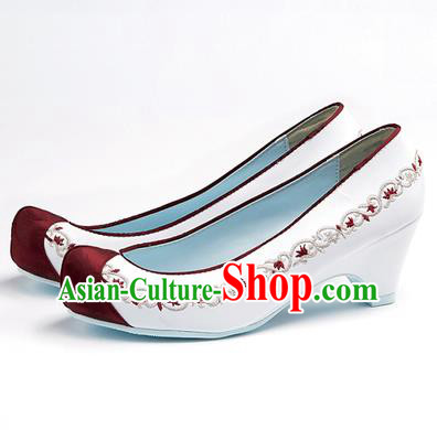 Traditional Korean National Wedding Shoes Red Head Embroidered Shoes, Asian Korean Hanbok Embroidery White High-heeled Court Shoes for Women