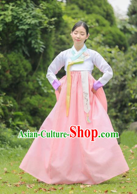 Korean National Handmade Formal Occasions Bride Clothing Hanbok Costume Embroidered Lilac Blouse and Pink Dress for Women