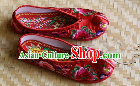Asian Chinese Traditional Wedding Shoes Red Embroidered Shoes, China Peking Opera Embroidery Peony Become Warped Head Shoe Hanfu Shoes for Women