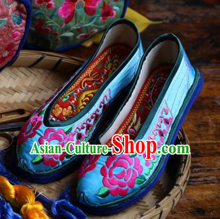Asian Chinese Traditional Shoes Wedding Bride Blue Embroidered Shoes, China Handmade Embroidery Peony Hanfu Shoes for Women