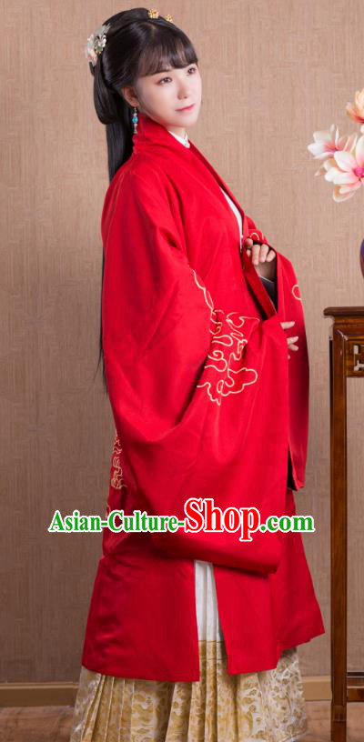 Asian China Ming Dynasty Princess Costume Wide Sleeve Cardigan, Traditional Ancient Chinese Palace Lady Embroidered Hanfu Red Cape Clothing for Women