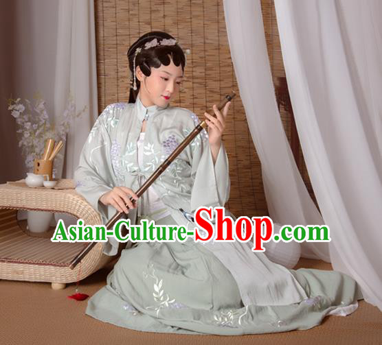 Asian China Ming Dynasty Princess Costume Complete Set, Traditional Ancient Chinese Palace Lady Hanfu Embroidered Green Clothing for Women