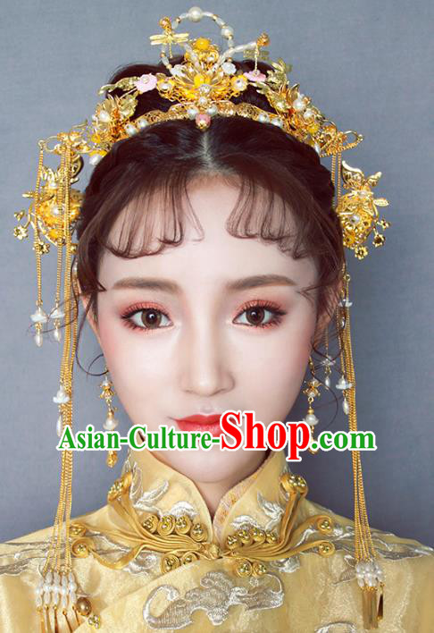 Chinese Traditional Bride Hair Jewelry Accessories Palace Xiuhe Suit Hairpins Wedding Tassel Golden Phoenix Coronet for Women