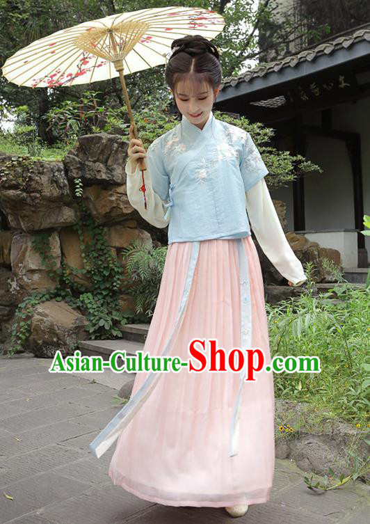 Traditional Chinese Ming Dynasty Palace Lady Princess Hanfu Embroidered Costume for Women