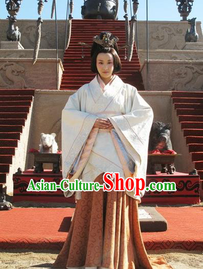 Traditional Top Chinese Ancient Imperial Consort Costume, Elegant Hanfu Dress Chinese Qin Dynasty Imperial Princess Embroidered Tailing Clothing for Women