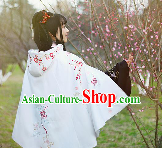 Traditional Ancient Chinese Female Costume Woolen Cardigan, Elegant Hanfu Short Cloak Chinese Ming Dynasty Palace Lady Embroidered Plum Blossom Hooded White Cape Clothing for Women