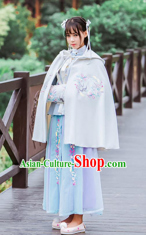 Traditional Ancient Chinese Female Costume Woolen Cardigan, Elegant Hanfu Short Cloak Chinese Ming Dynasty Palace Lady Embroidered Swallow Hooded White Cape Clothing for Women