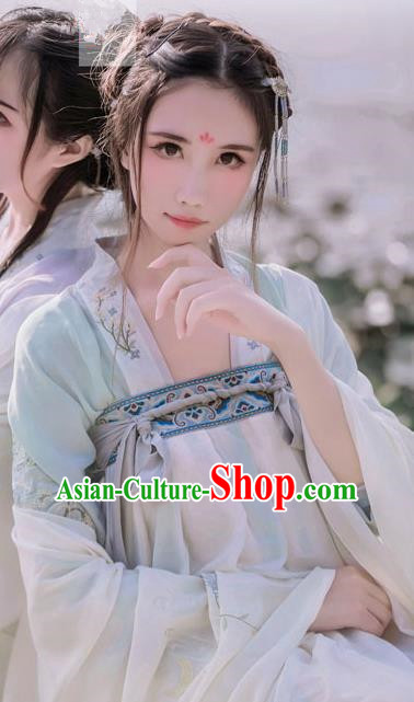 Traditional Ancient Chinese Female Costume Blouse and Dress Complete Set, Elegant Hanfu Clothing Chinese Tang Dynasty Embroidering Pavilions Palace Princess Light Green Clothing for Women