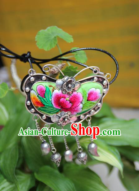 Traditional Chinese Miao Nationality Crafts, Hmong Handmade Miao Silver Embroidery Bells Butterfly Flowers Tassel Pendant, Miao Ethnic Minority Necklace Accessories Bells Pendant for Women