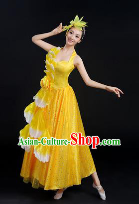 Traditional Chinese Modern Dancing Costume, Women Opening Classic Chorus Singing Group Dance Peony Costume, Folk Dance Costume, Modern Dance Yellow Dress for Women
