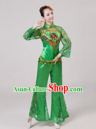 Traditional Chinese Yangge Fan Dancing Costume, Folk Dance Yangko Paillette Dress Costume, Classic Dance Drum Dance Green Embroidered Clothing for Women