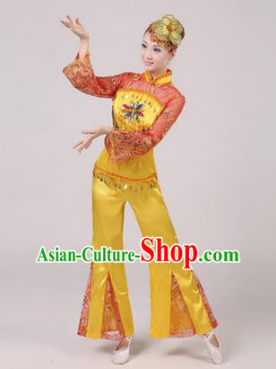 Traditional Chinese Yangge Fan Dancing Costume, Folk Dance Yangko Paillette Dress Costume, Classic Dance Drum Dance Yellow Embroidered Clothing for Women